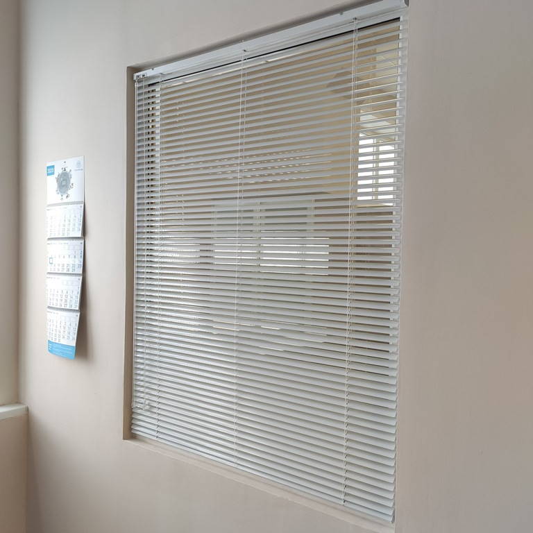 Горизонтальные жалюзи